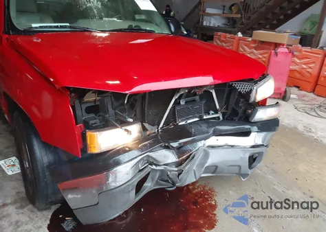 2004 Chevrolet Silverado 1500 Lt from USA, damaged, VIN 2GCEC19T741104057